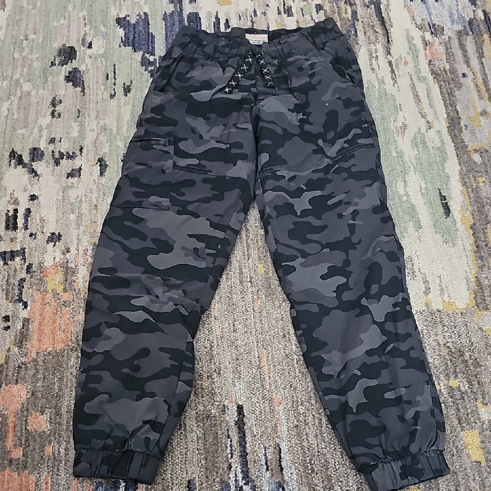 Weatherproof Kids Camo Joggers - Black and Gray